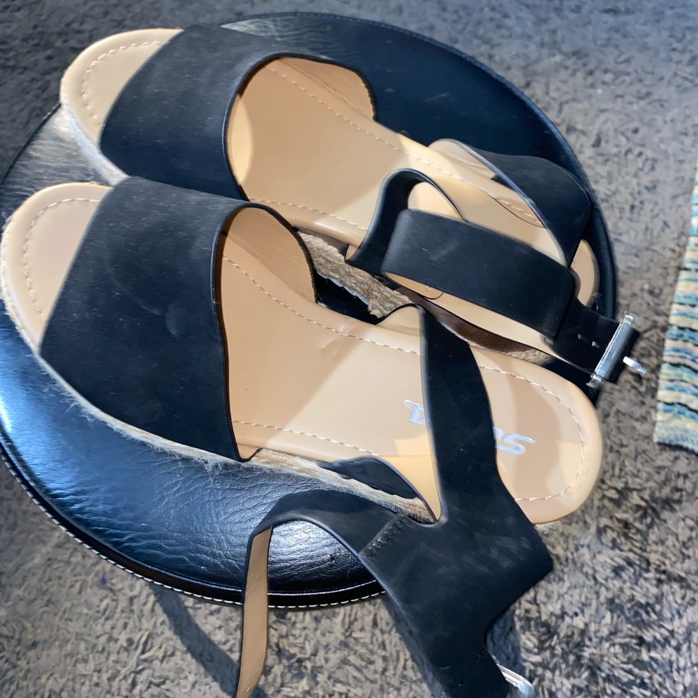Black wedge sandals